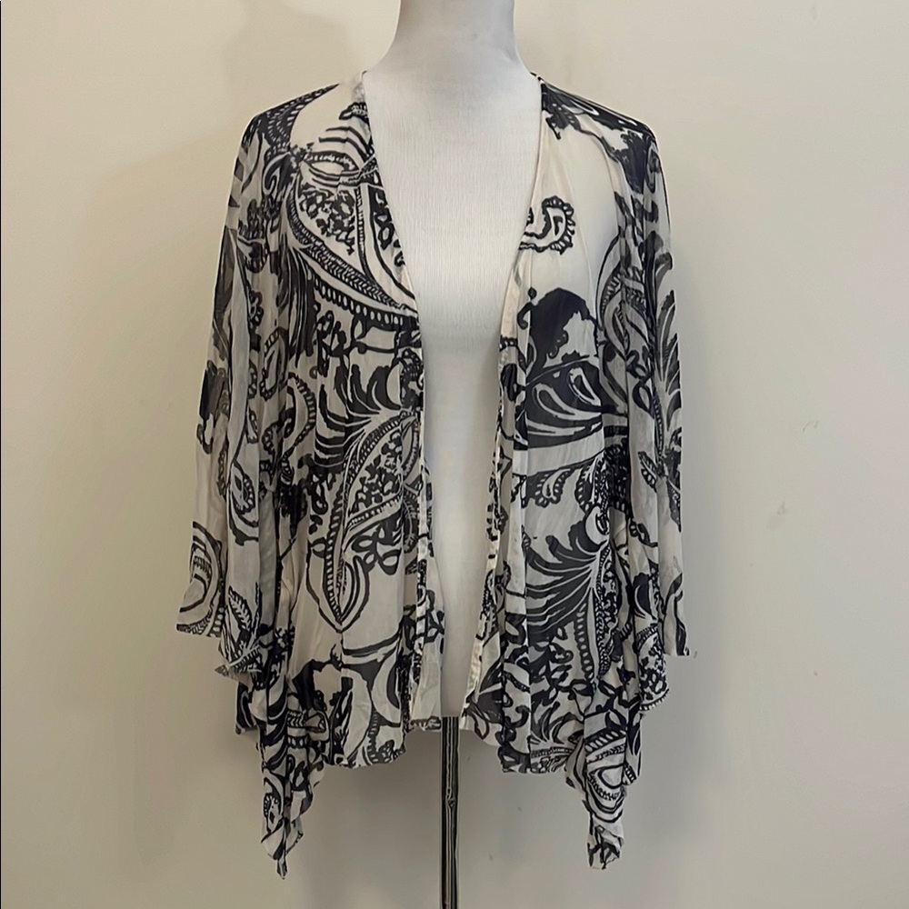 Anthropologie Lilka Off White & Black Paisley Sheer Batwing Wrap One Size